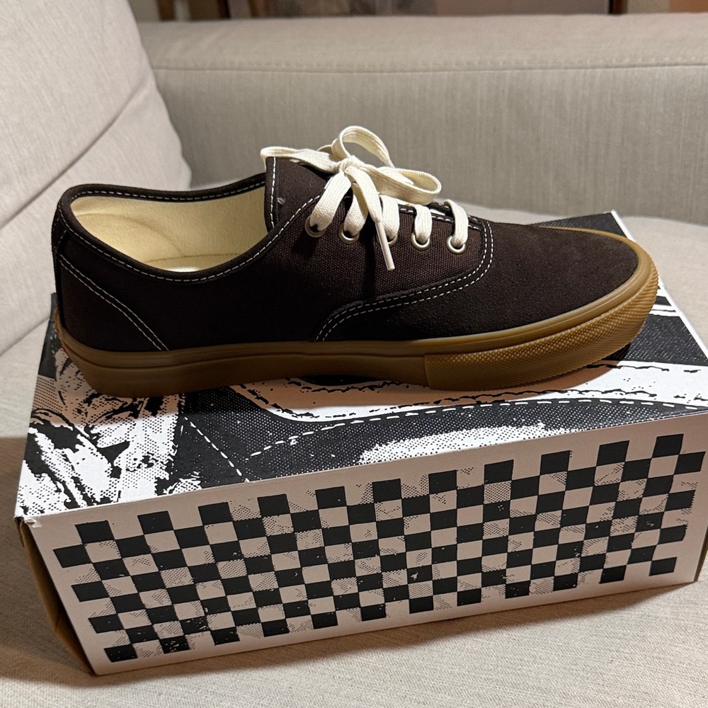 Vans Men's Dark Brown Canvas Sneakers - Picture 4 of 9